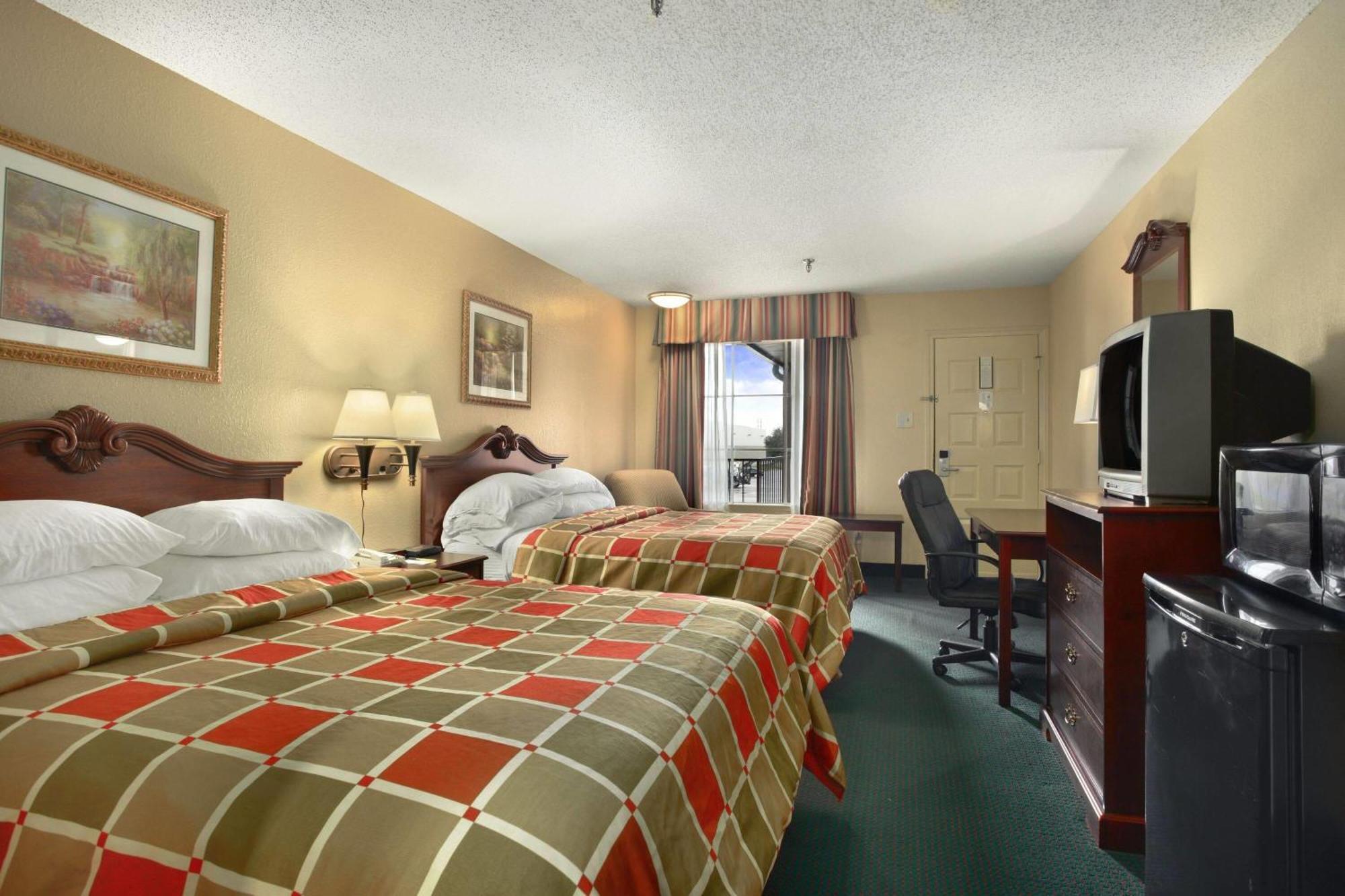 Super 8 By Wyndham New Iberia Motel Екстериор снимка